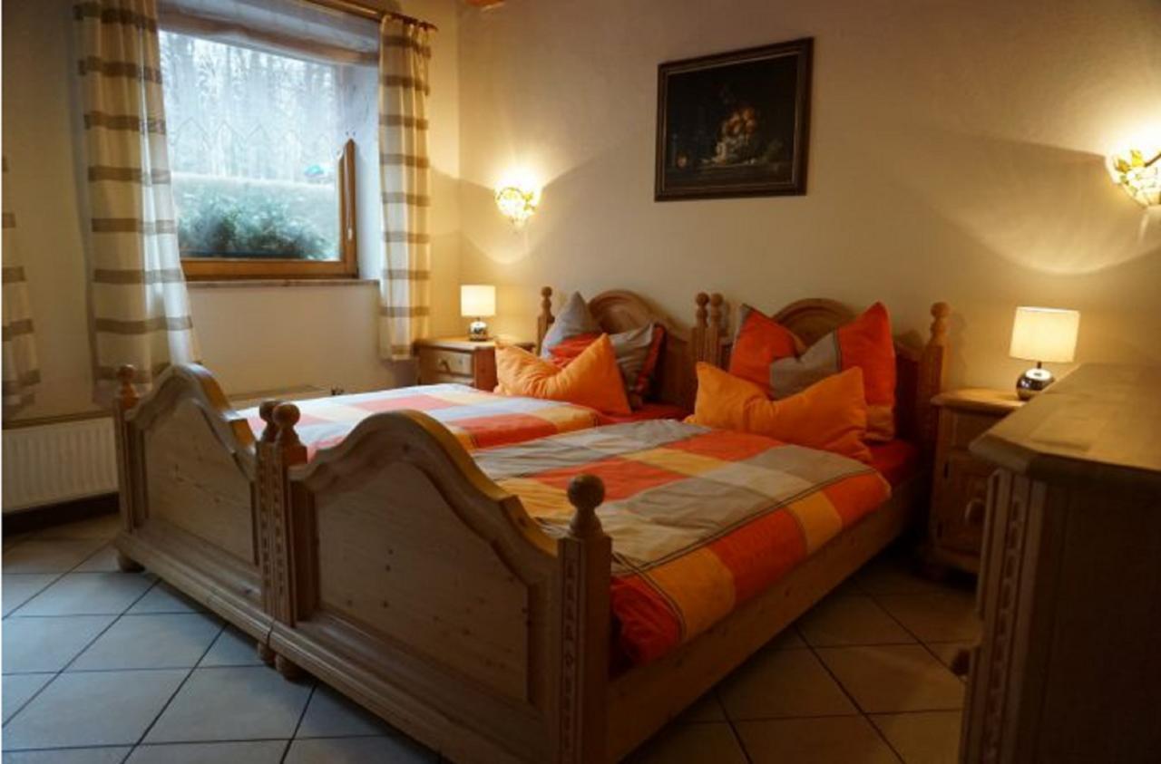 Ferienwohnung Naefelt Ґунценгаузен Екстер'єр фото